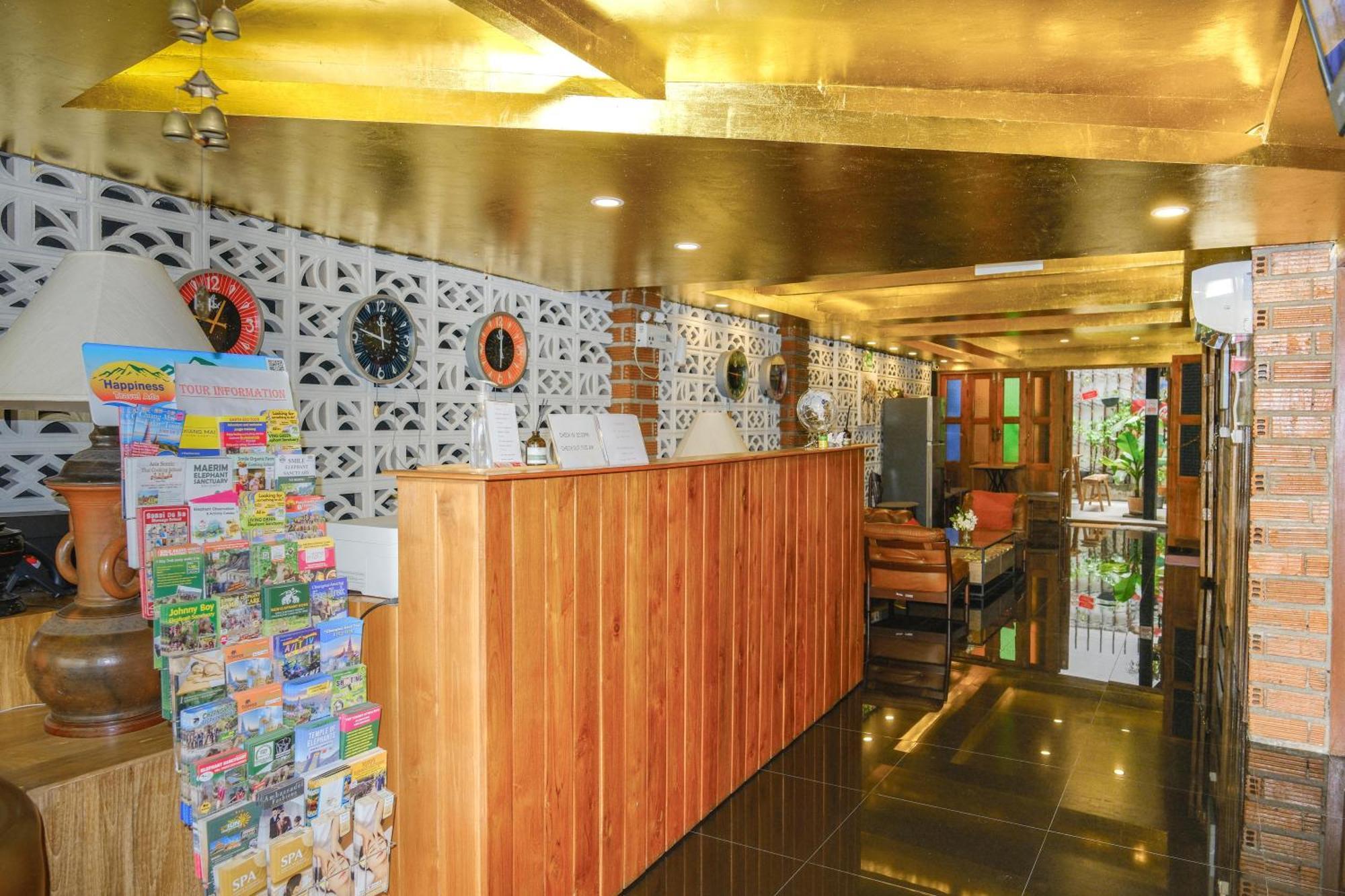 Goya Hotel チエンマイ エクステリア 写真