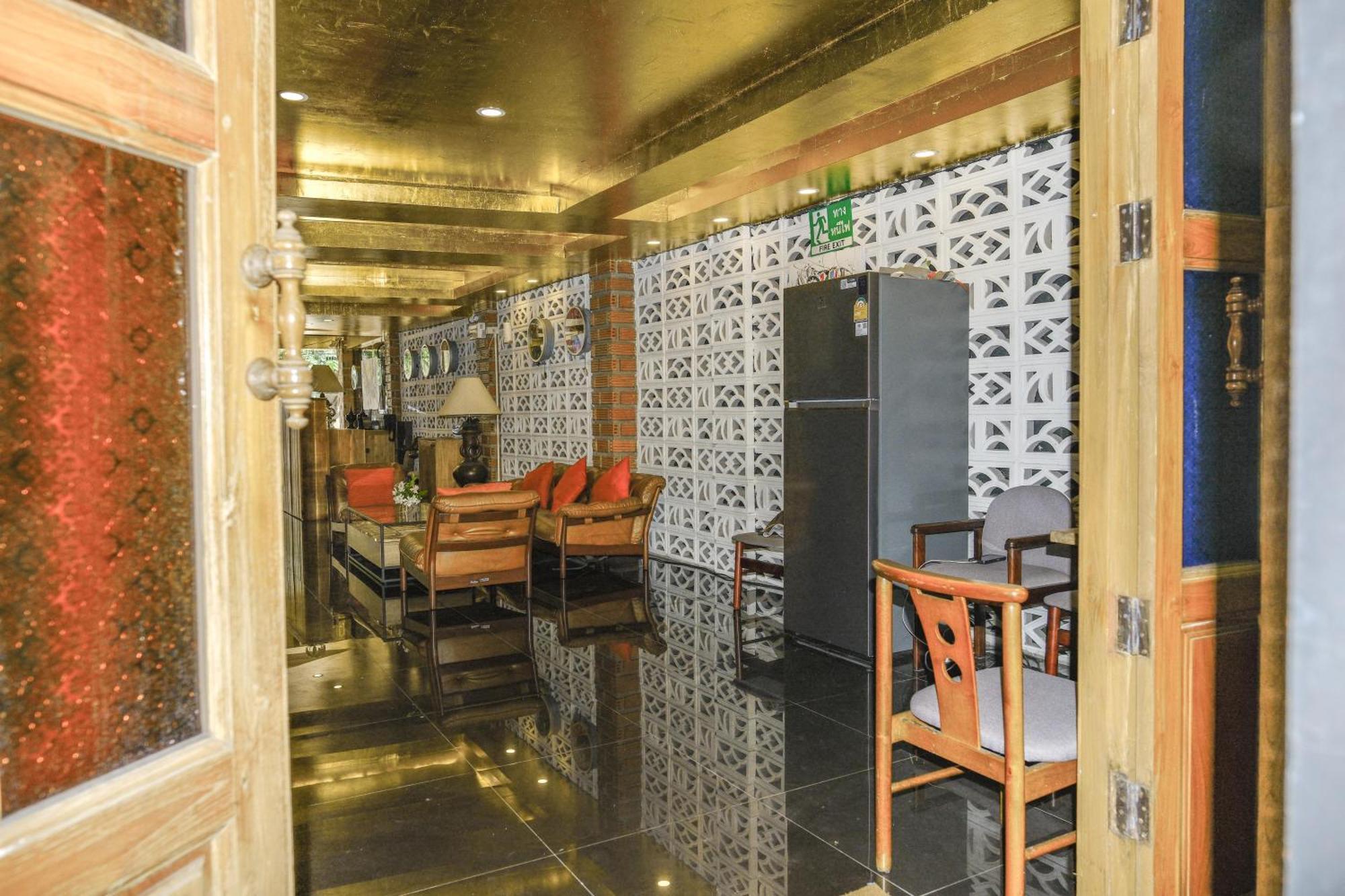 Goya Hotel チエンマイ エクステリア 写真