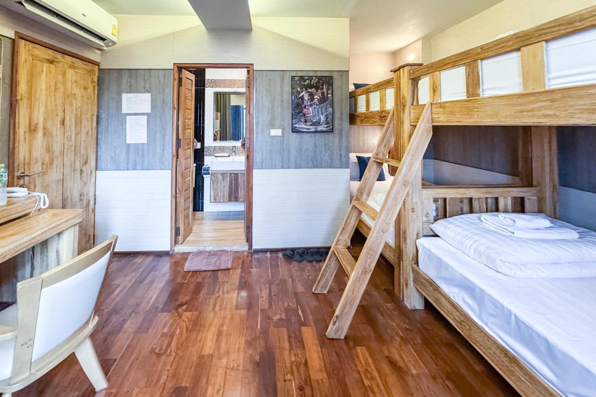 Goya Hotel チエンマイ 部屋 写真