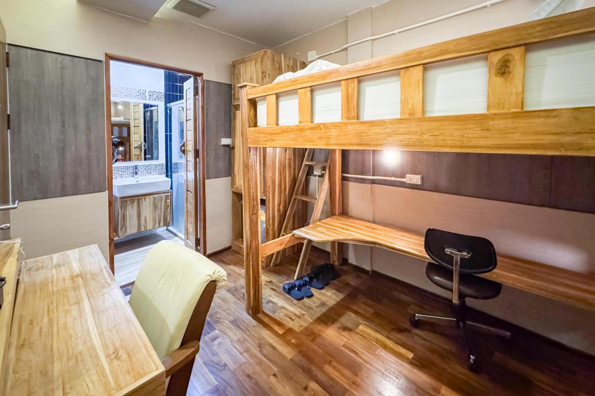 Goya Hotel チエンマイ 部屋 写真