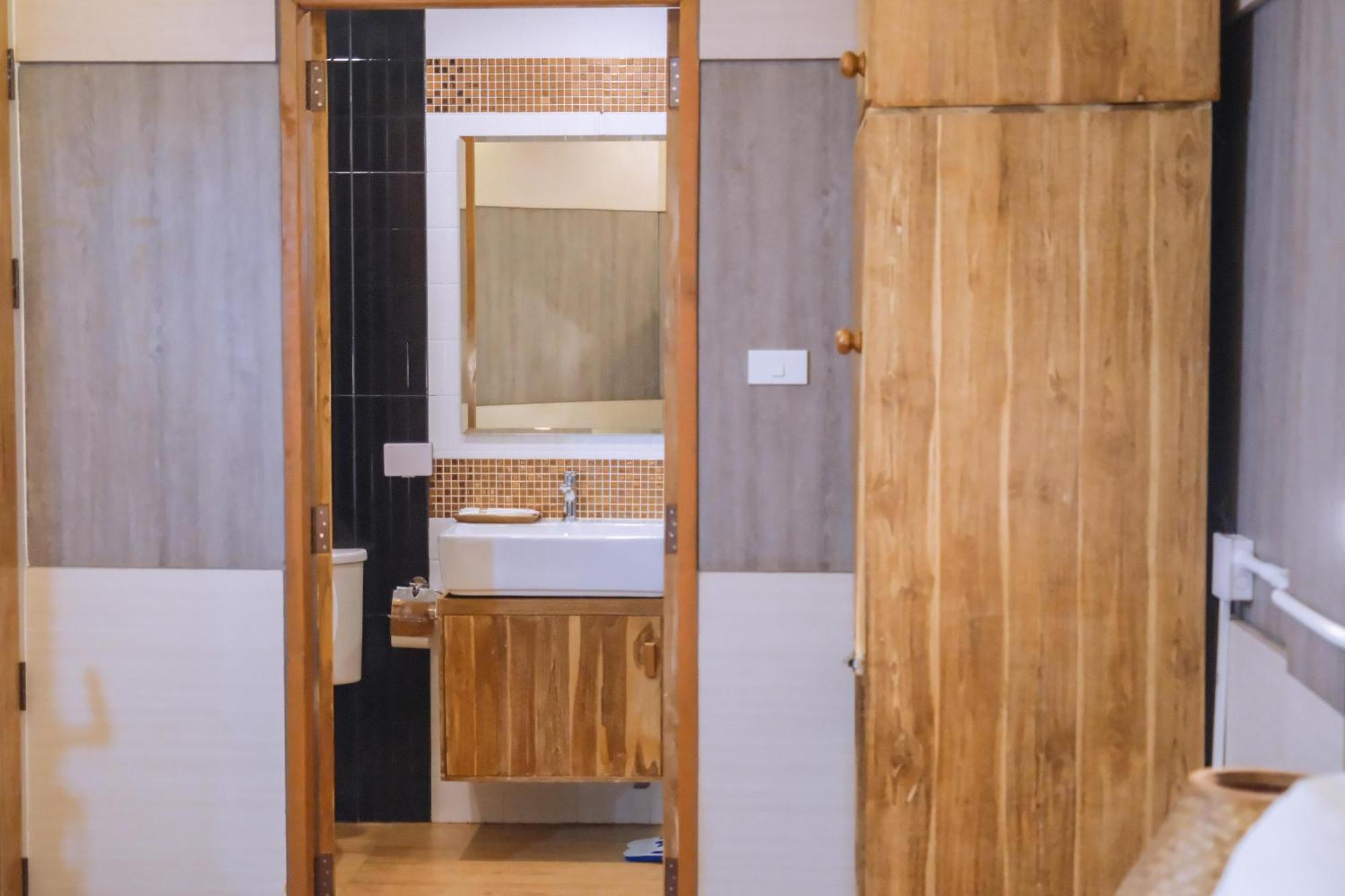 Goya Hotel チエンマイ 部屋 写真